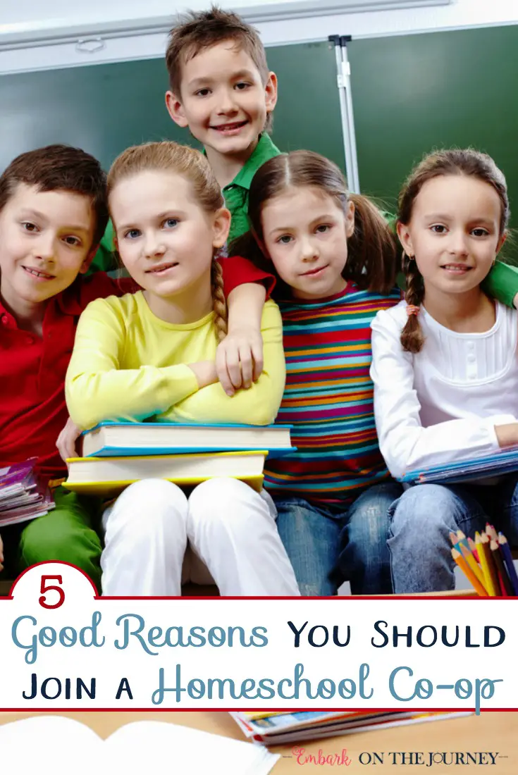 We absolutely love our co-op! Here are five reasons I think homeschoolers should join a co-op in their area. | embarkonthejourney.com